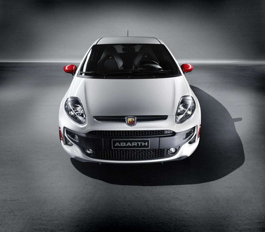  Abarth Punto Evo (199) 2010 года  (фото 51 из 57)